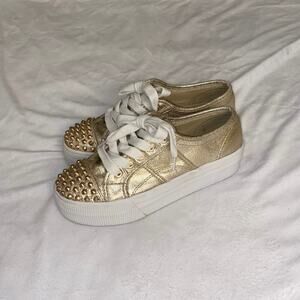 Girly Coquette Steve Madden Braady’s Gold Festival Platform Shoes